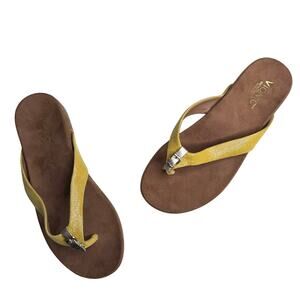 VIONIC Women's 10 LIMA Flip Flop Thong Sandal Orthaheel Snake Mustard Yellow